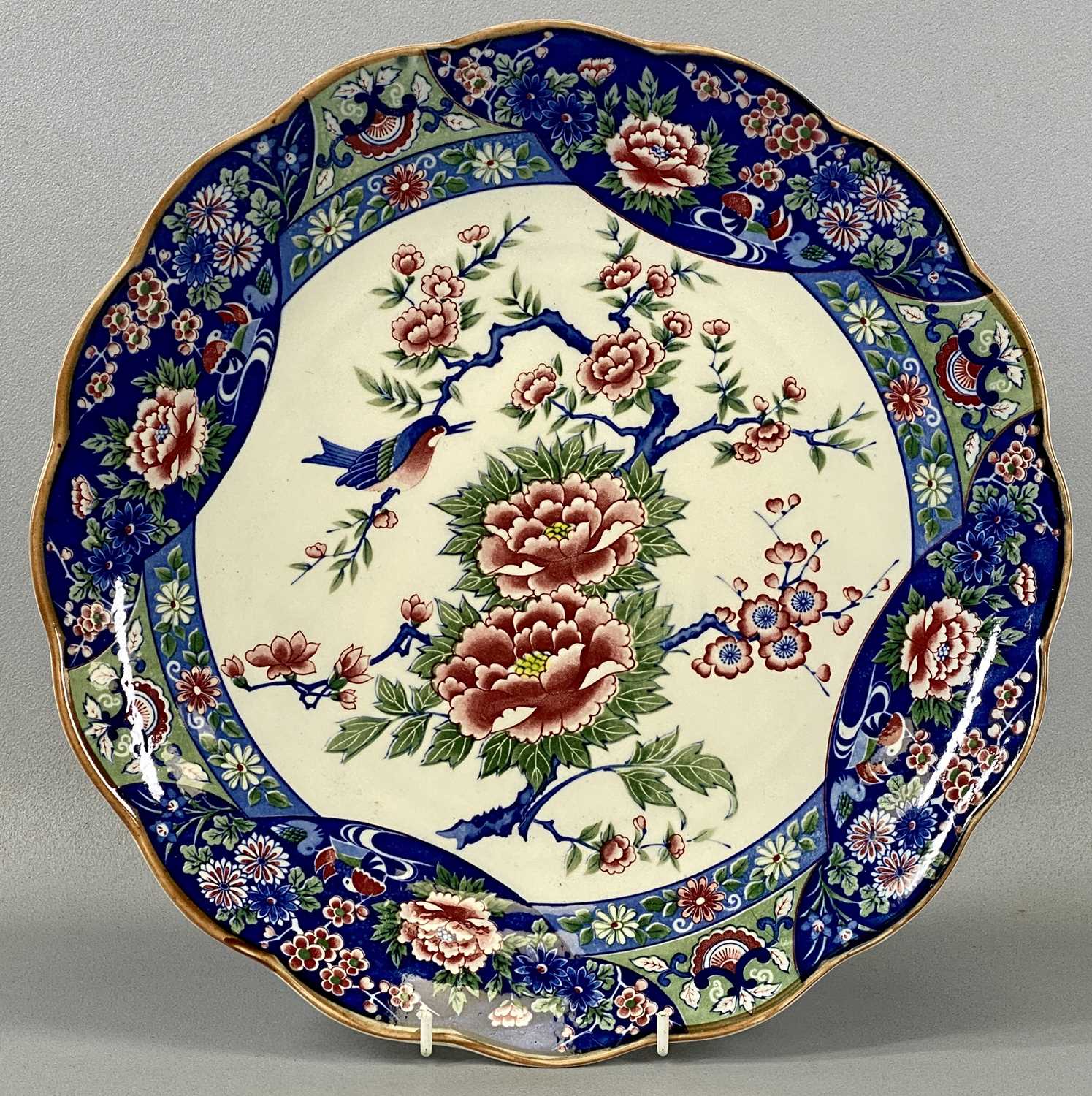 MIXED GROUP OF CERAMICS, 19th century and later, including Bretby circular wall plaque, decorated - Image 5 of 5