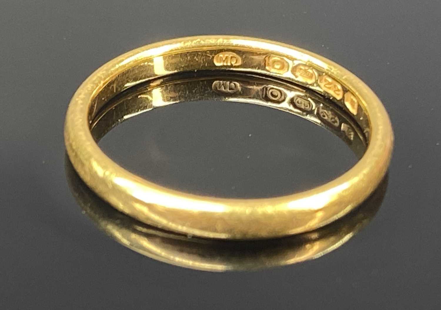 22CT GOLD WEDDING BAND, size L-M, 2.6gms Provenance: private collection Denbighshire - Image 2 of 2