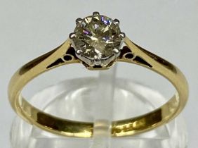9CT GOLD AND PLATINUM SOLITAIRE DIAMOND RING, 0.25ct, size M-N, 2.1gms Provenance:on behalf of St