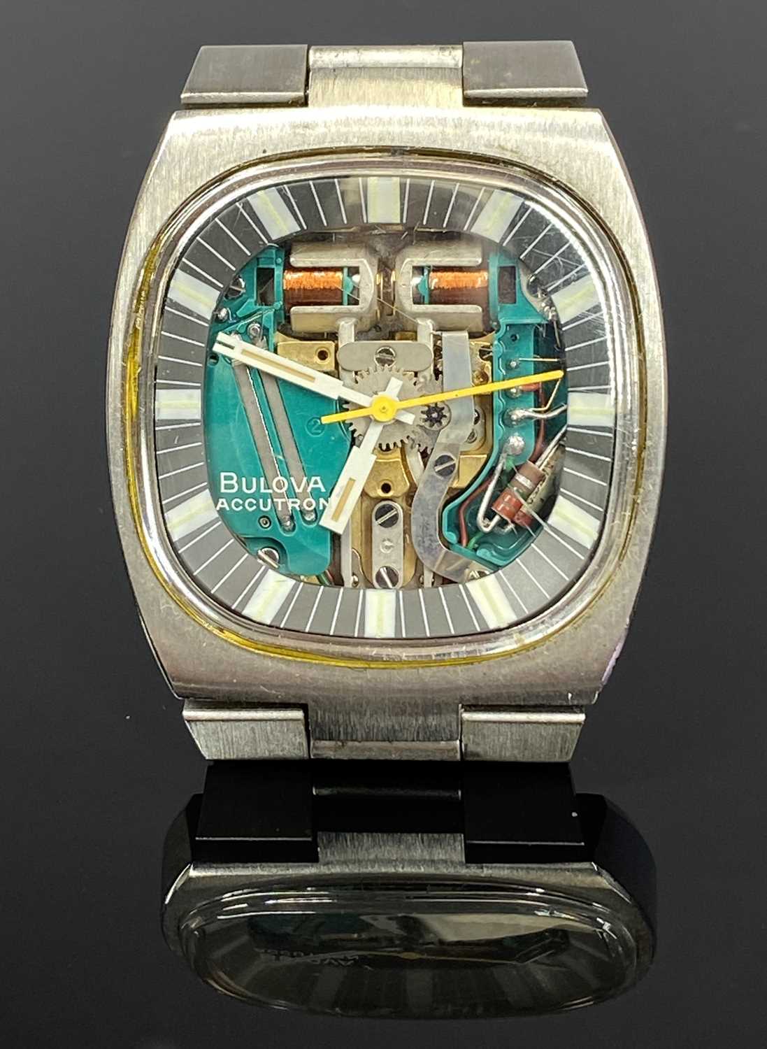 BULOVA ACCUTRON STAINLESS STEEL GENTLEMANS WRISTWATCH, circa 1975, Tonneau shaped 'TV' case with