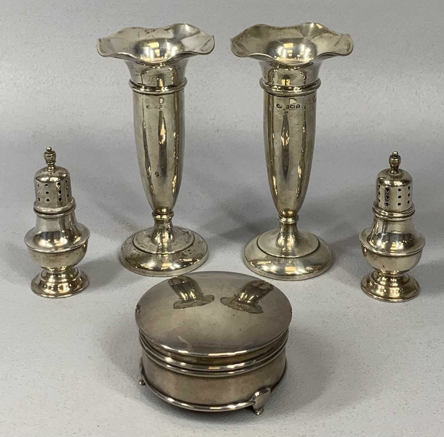 GROUP OF SMALL SILVER ITEMS, George V silver trumpet form vases a pair, with wavy rims, Birmingham
