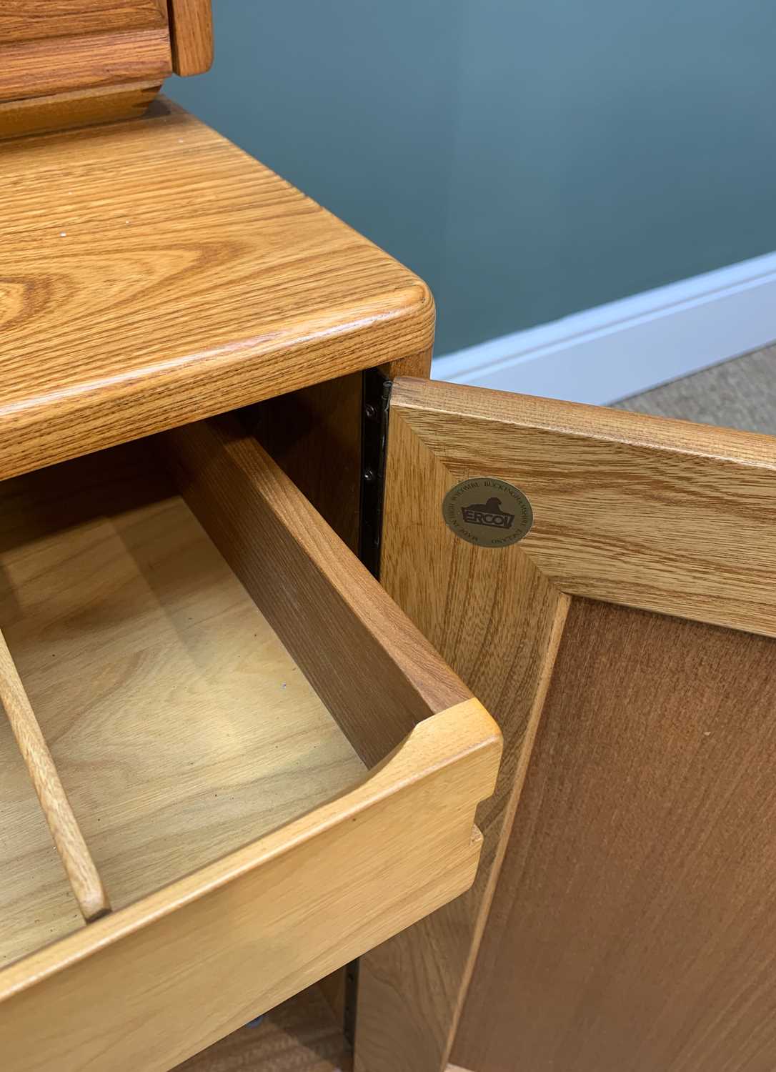 MID-CENTURY ERCOL BUREAU/DRINKS CABINET 802/813, gold label, solid elm and beech, natural colour, - Image 5 of 5