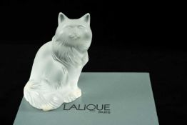 CRISTAL LALIQUE SEATED 'HEGGIE' CAT, frosted glass, boxed with COA, no. 1179600, 9cms (h)