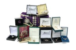 ASSORTED 9CT & COSTUME JEWELLERY, including 9ct gold butterfly pendant on chain, Edwadian 9ct