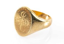 YELLOW METAL SIGNET RING, engraved initials, ring size W 1/2, unmarked, 9.5gms Provenance: private