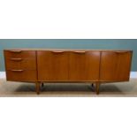 TOM ROBERTSON FOR McINTOSH MID-CENTURY 'DUNVEGAN' TEAK SIDEBOARD, central cupboard with two doors,