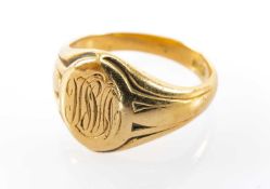 YELLOW METAL SIGNET RING, engraved initials, engraved to inner shank '155166 RAF 1941-47', ring size