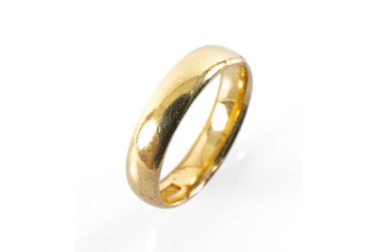 22CT GOLD WEDDING BAND, 5.7gms Provenance: private collection Ceredigion Comments: good overall,