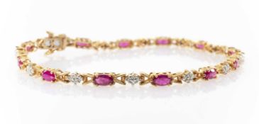 YELLOW METAL DIAMOND CHIP & RUBY BRACELET, integrated box link pierced heart clasp, 19.5cms long,