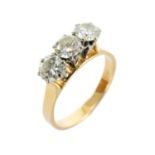 YELLOW GOLD THREE STONE DIAMOND RING, the diamonds measuring 1.0cts overall approx., stamped '