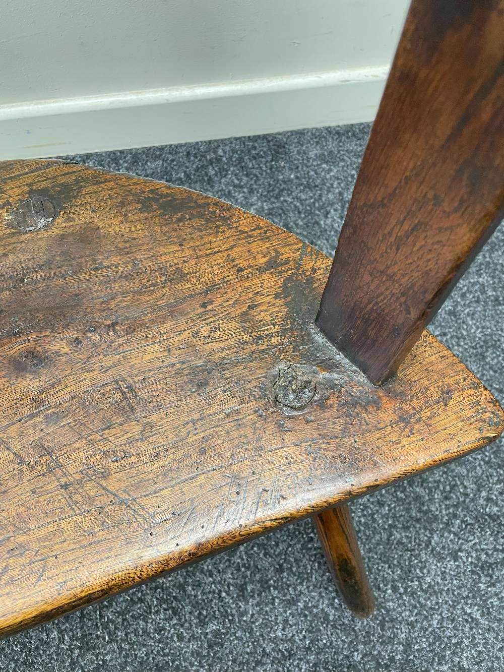 WELSH OAK, ELM & ASH YOKE-BACK CHAIR 18th Century, probably Cardiganshire, thick shaped rail above - Image 9 of 24