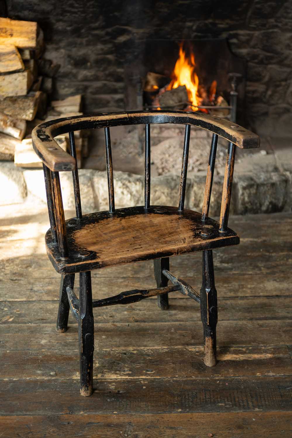 WELSH ELM AND ASH YOKE-BACK CHAIR, late 18th Century, U-shaped joined seat-rail above nine spindles,