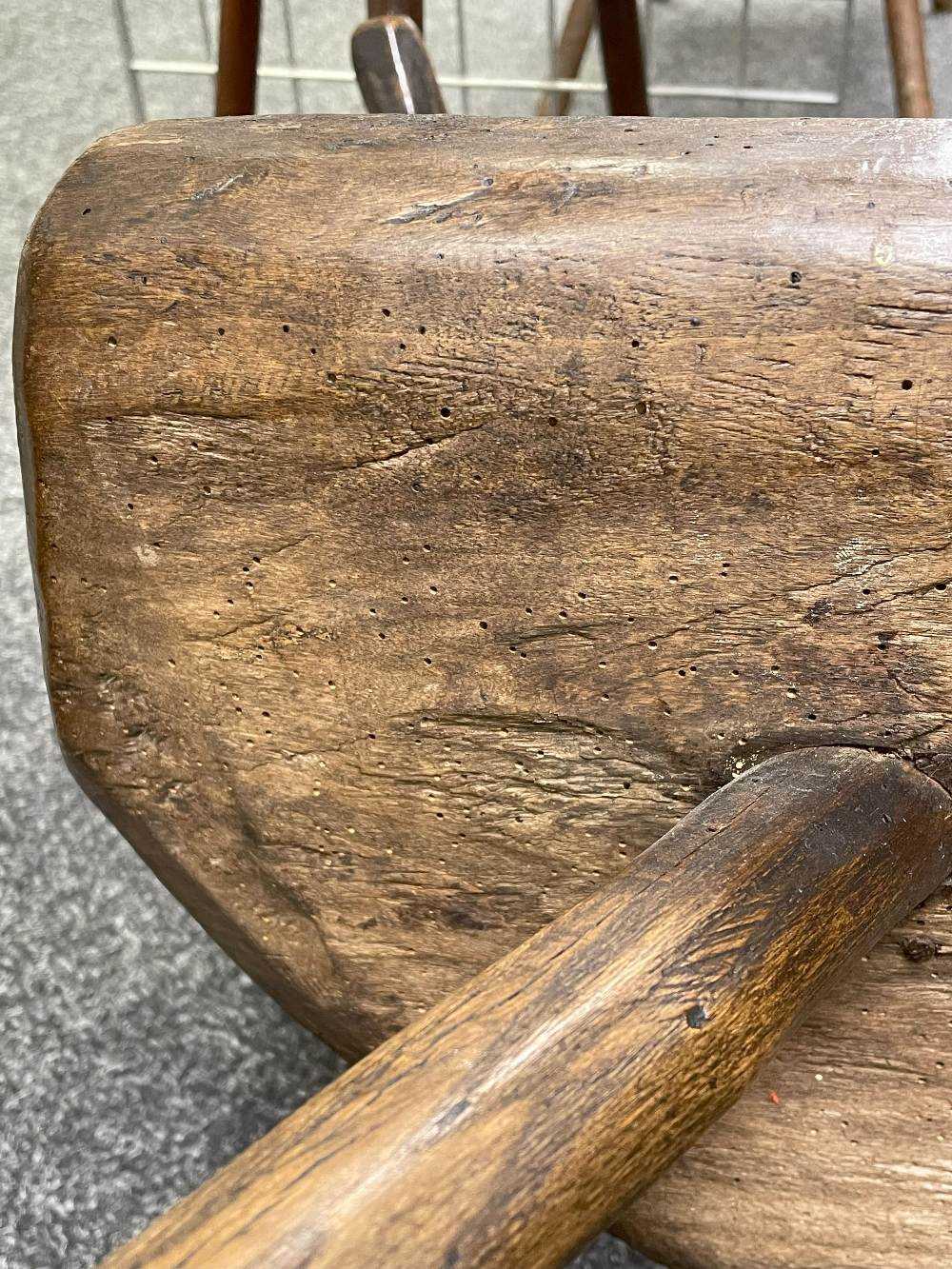 WELSH ELM AND BEECH YOKE-BACK CHAIR, 18th Century, north Pembrokeshire or Cardiganshire, thick - Image 18 of 28