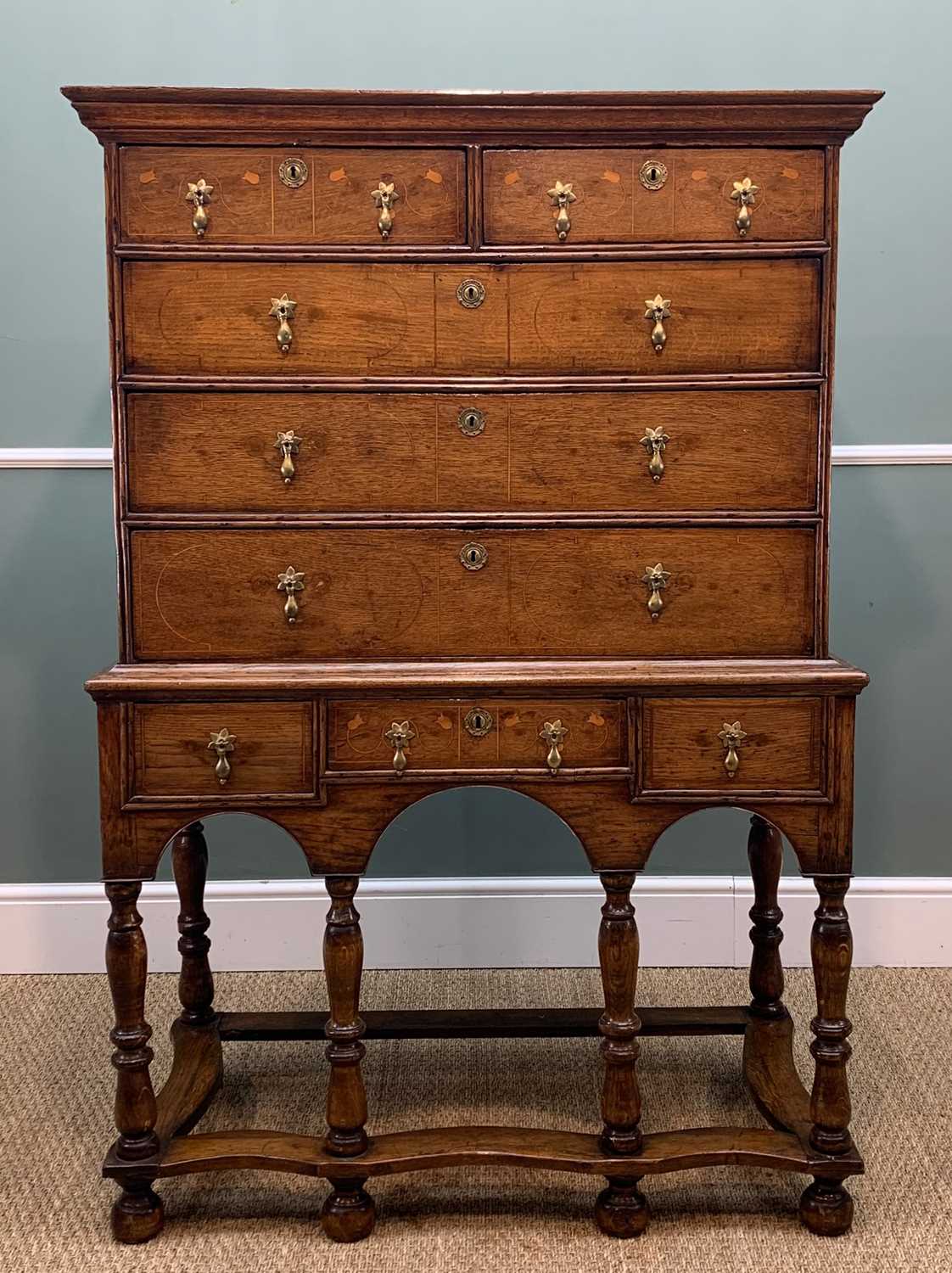 WELSH OAK INLAID CHEST ON STAND early 18th Century and later, Glamorgan, with double plank top - Bild 2 aus 7