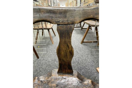 WELSH ELM AND BEECH YOKE-BACK CHAIR, 18th Century, north Pembrokeshire or Cardiganshire, thick - Image 7 of 28