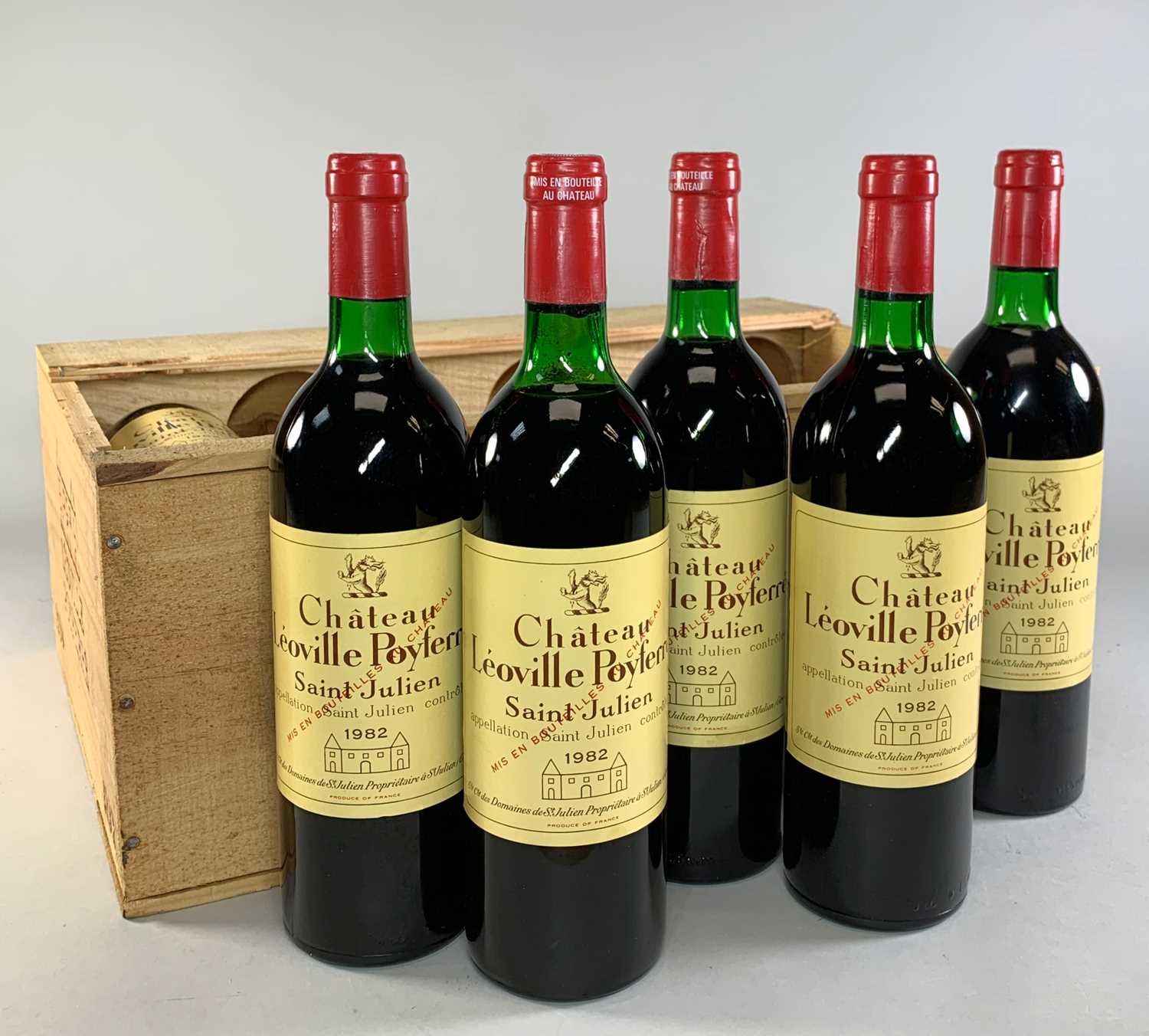 1982 CHATEAU LÉOVILLE POYFERRÉ, 2ème Cru Classé Saint-Julien, 12 x 75cl bottles, OWC (opened)