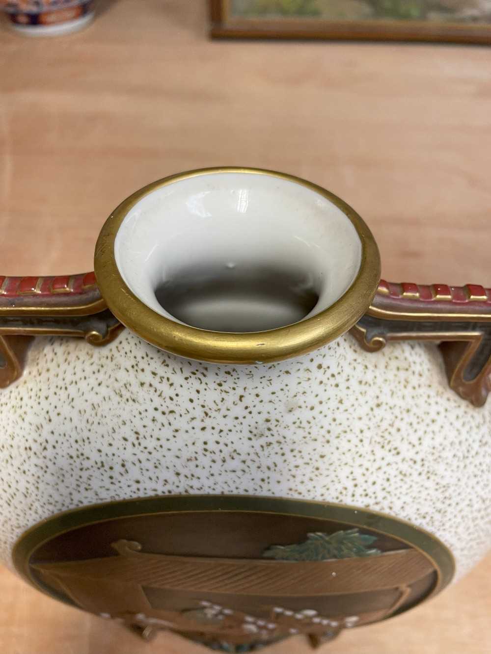 RARE PAIR ROYAL WORCESTER 'JAPONISME' MOON FLASKS, dated 1874, in the Aesthetic taste with angular - Image 6 of 17