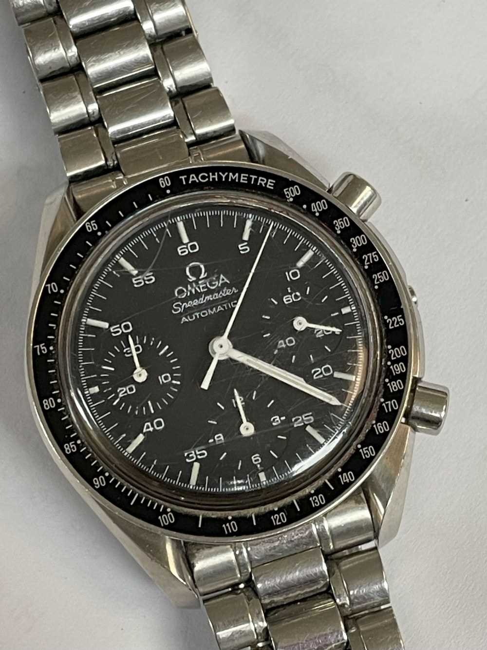 OMEGA SPEEDMASTER AUTOMATIC 'REDUCED' STAINLESS STEEL WRISTWATCH, signed black dial, luminous - Bild 2 aus 11