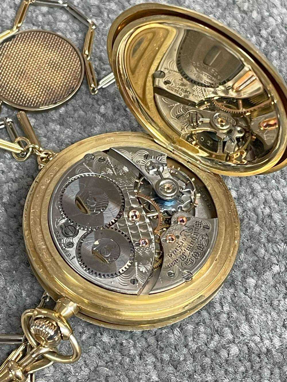 18CT GOLD WALTHAM FULL HUNTER POCKET WATCH, the white enamel dial signed 'Waltham U.S.A. - Image 17 of 23