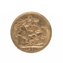 VICTORIAN GOLD SOVEREIGN, 1901, veiled head, 8.0gms Provenance: private collection Carmarthenshire