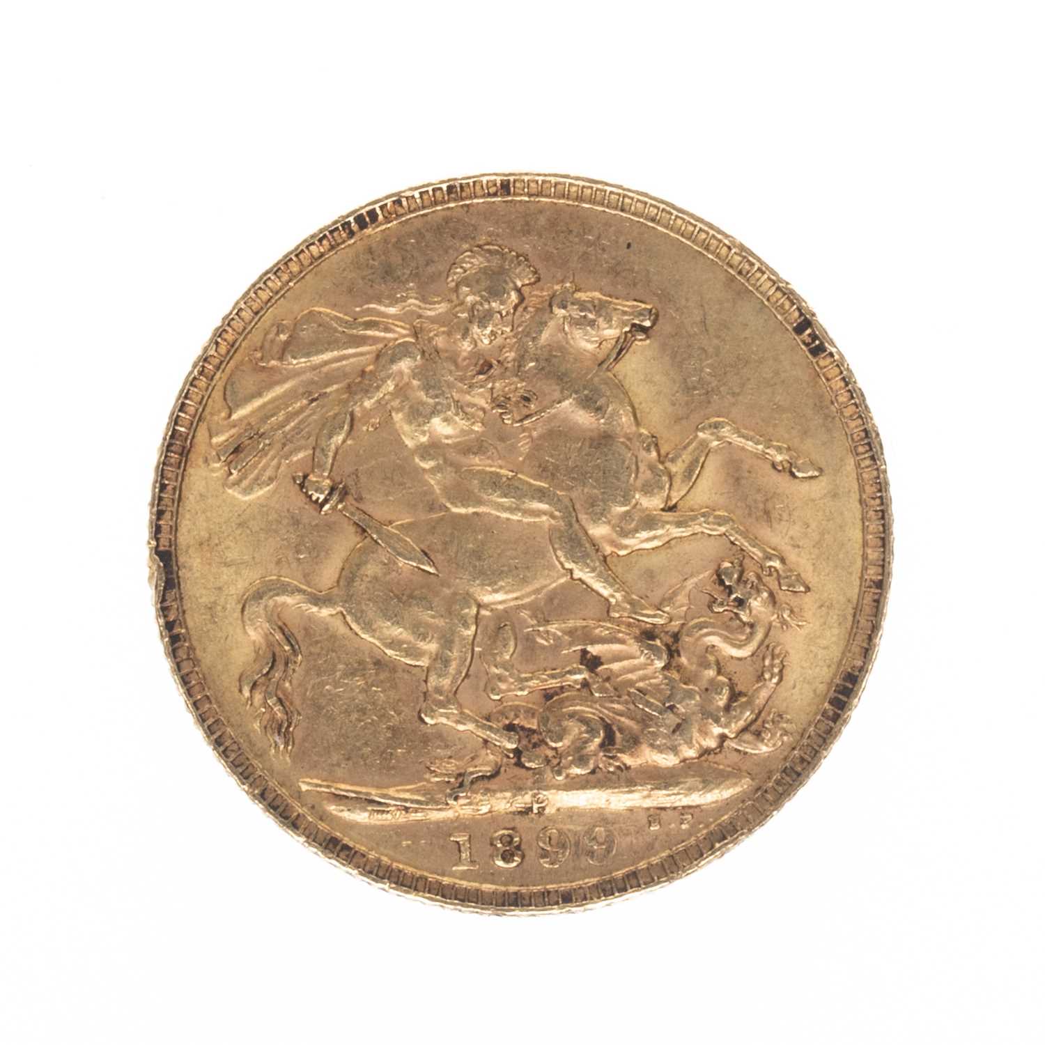 VICTORIAN GOLD SOVEREIGN, 1899, veiled head, 8.0gms Provenance: private collection Carmarthenshire