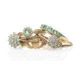FIVE GOLD RINGS comprising 3 x 9ct gold dimaond chip rings, 2 x 9ct gold emerald rings, 9ct gold