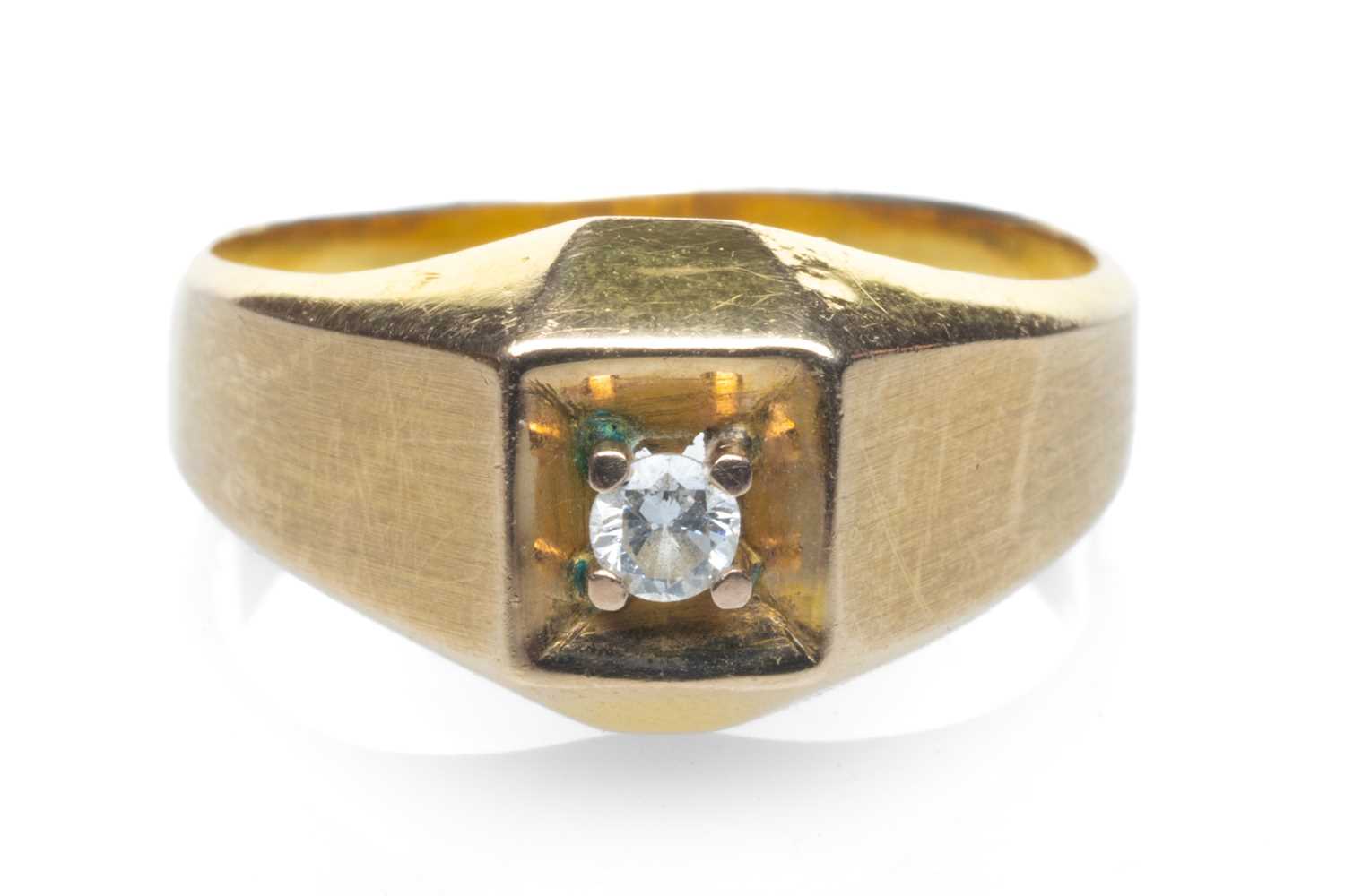 14K GOLD DIAMOND RING, ring size O, 3.9gms Provenance: private collection Cardiff Comments: wear