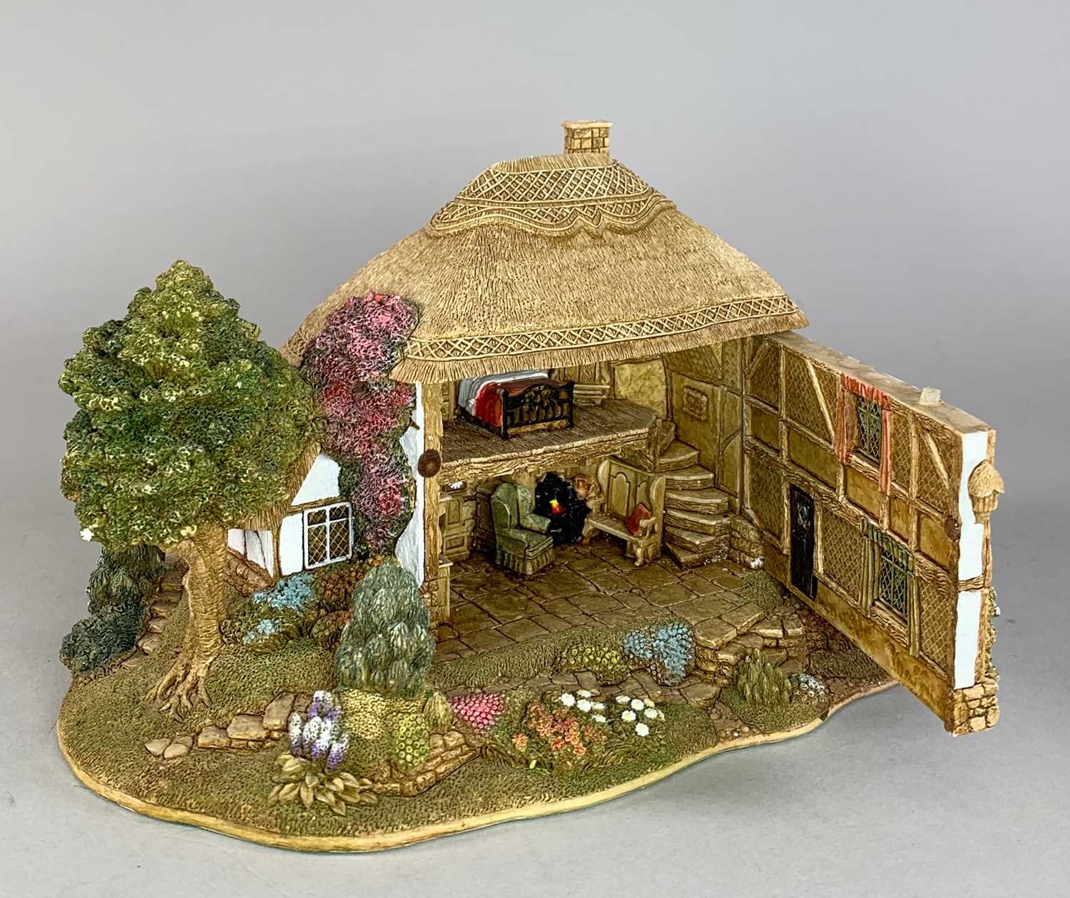 COLLECTION OF LILLIPUT LANE MODELS including, Through the Keyhole, School Friends, Scarborough - Image 3 of 8