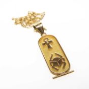 YELLOW METAL EGYPTIAN DESIGN PENDANT on fine 18ct gold chain, 6.6gms Provenance: Torfaen County