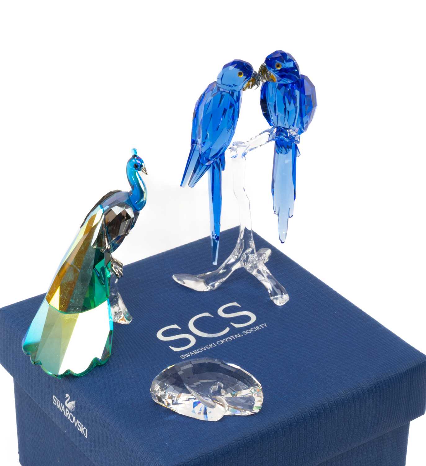 COLLECTION OF SWAROVSKI CRYSTAL including, 2013 SCS Peacock Loyalty, model no. 1142861, 2014 - Image 2 of 2