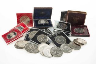 GROUP OF ASSORTED CROWNS comprising William III crown 1695, 2 x George III crowns 1820 & 1821,