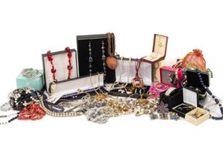 LARGE QUANTITY OF COSTUME & DRESS JEWELLERY including lady's watches, beads, necklaces, earrings,