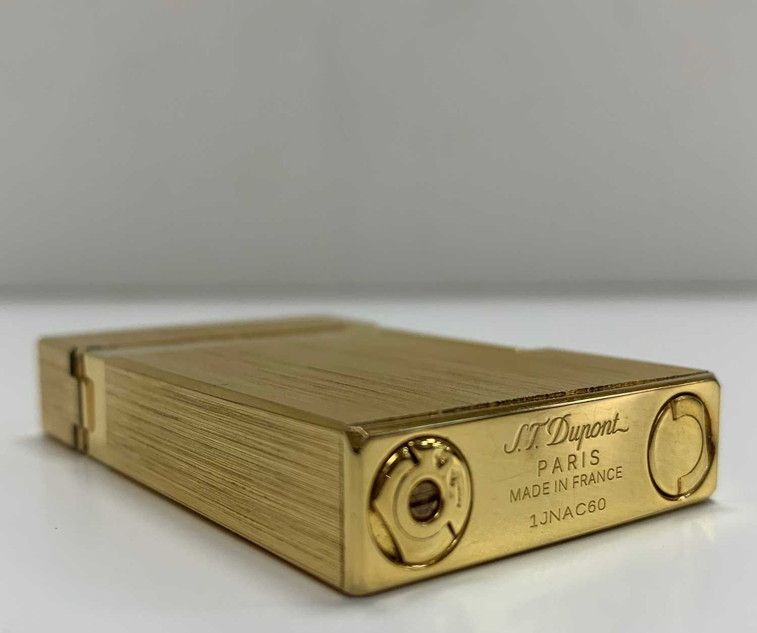 S.T. DUPONT 'LIGNE 2' BRUSHED GOLD PLATED LIGHTER, engraved S.T. Dupont Paris, serial number - Image 4 of 4