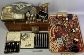 ASSORTMENT OF COSTUME JEWELLERY & SILVER PLATED ITEMS including toast racks a pair, three open salts