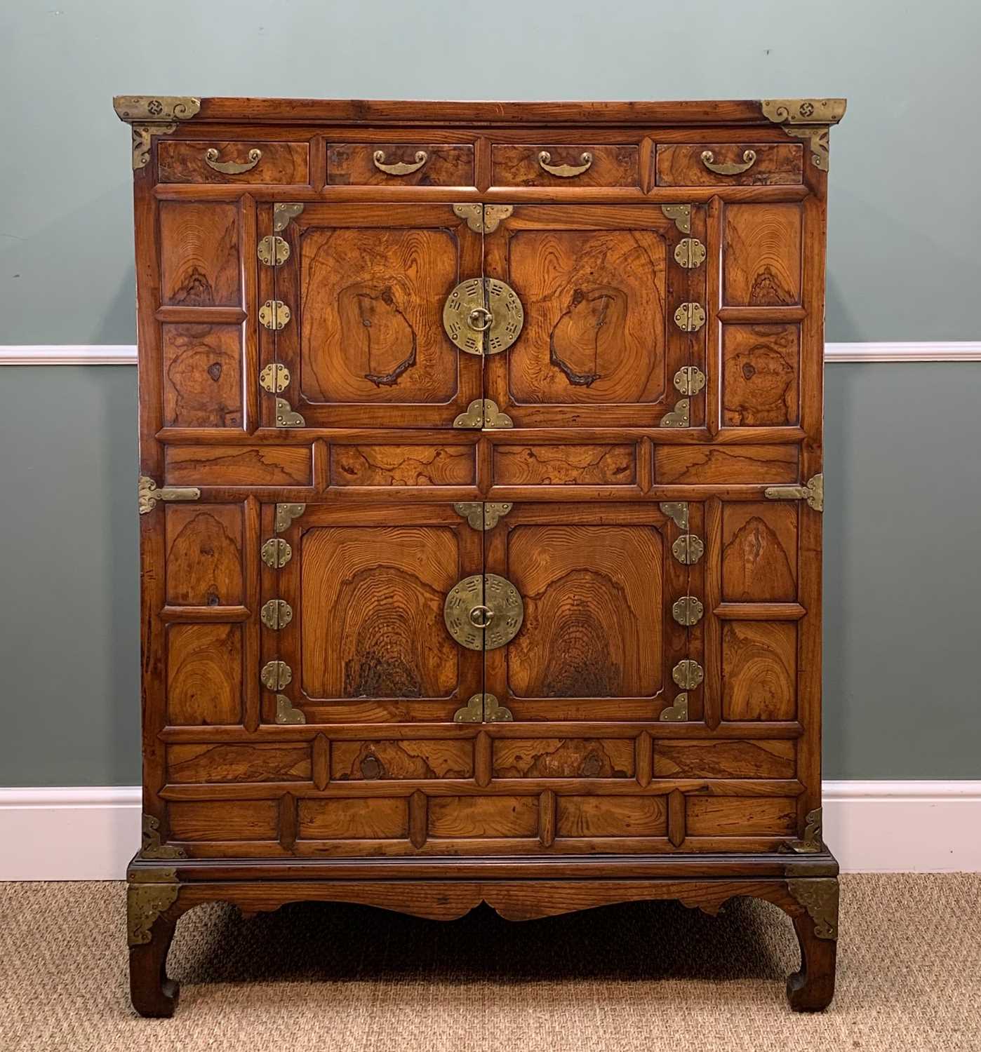 KOREAN FIGURED ELM DOUBLE CUPBOARD, 20th Century, with brass fittings, fitted four frieze drawers - Image 3 of 5