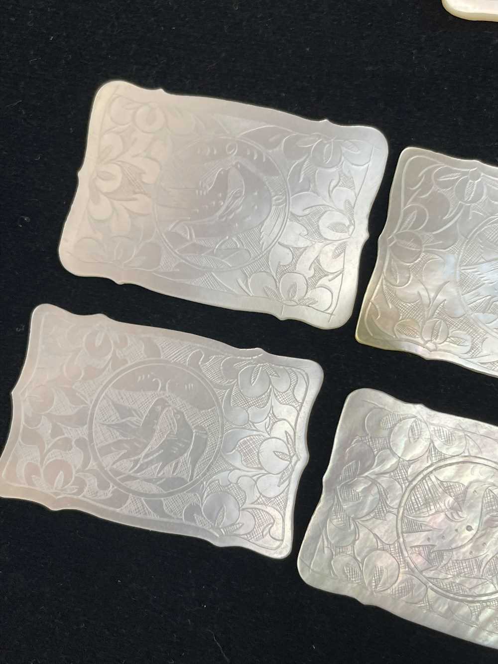 ASSORTED CHINESE MOTHER OF PEARL GAMING COUNTERS, vaiously shaped, and including set of 4 - Image 4 of 27