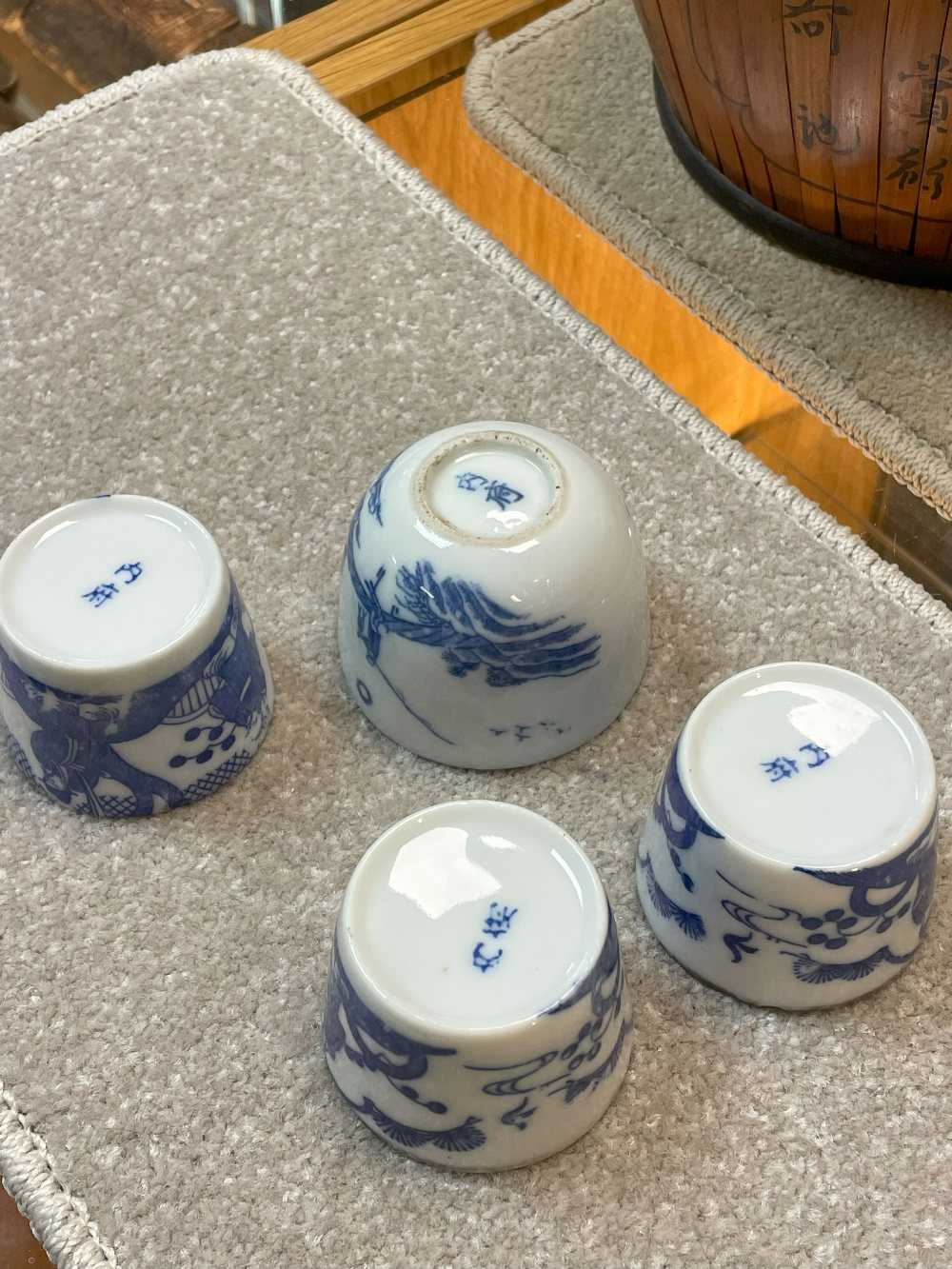 ASSORTED CHINESE BLUE & WHITE PORCELAIN, including two cylindrical teapots (one in bamboo - Image 15 of 29