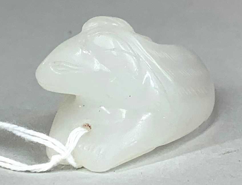 CHINESE WHITE JADE CARVING OF GOAT & KID, late Qing Dynasty or later, the recumbent adult beside - Image 3 of 4