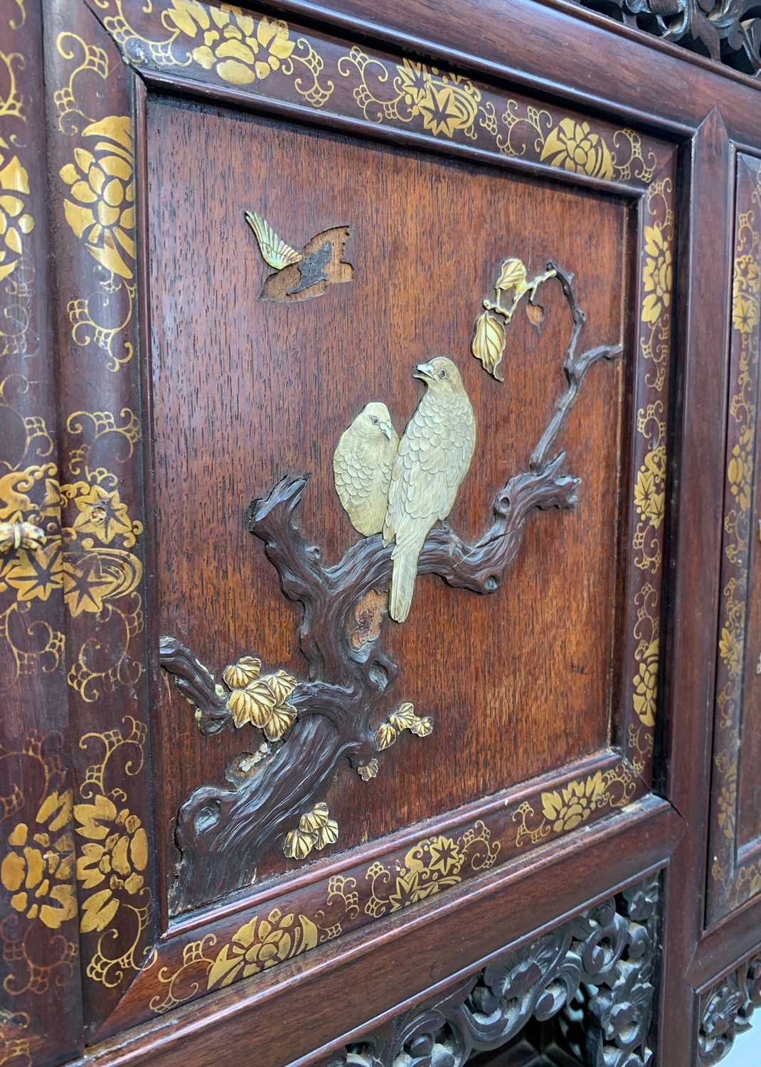 JAPANESE SHIBAYAMA SHODANA, Meiji Period, fitted with inlaid and laquered doors and panels of birds, - Image 8 of 12