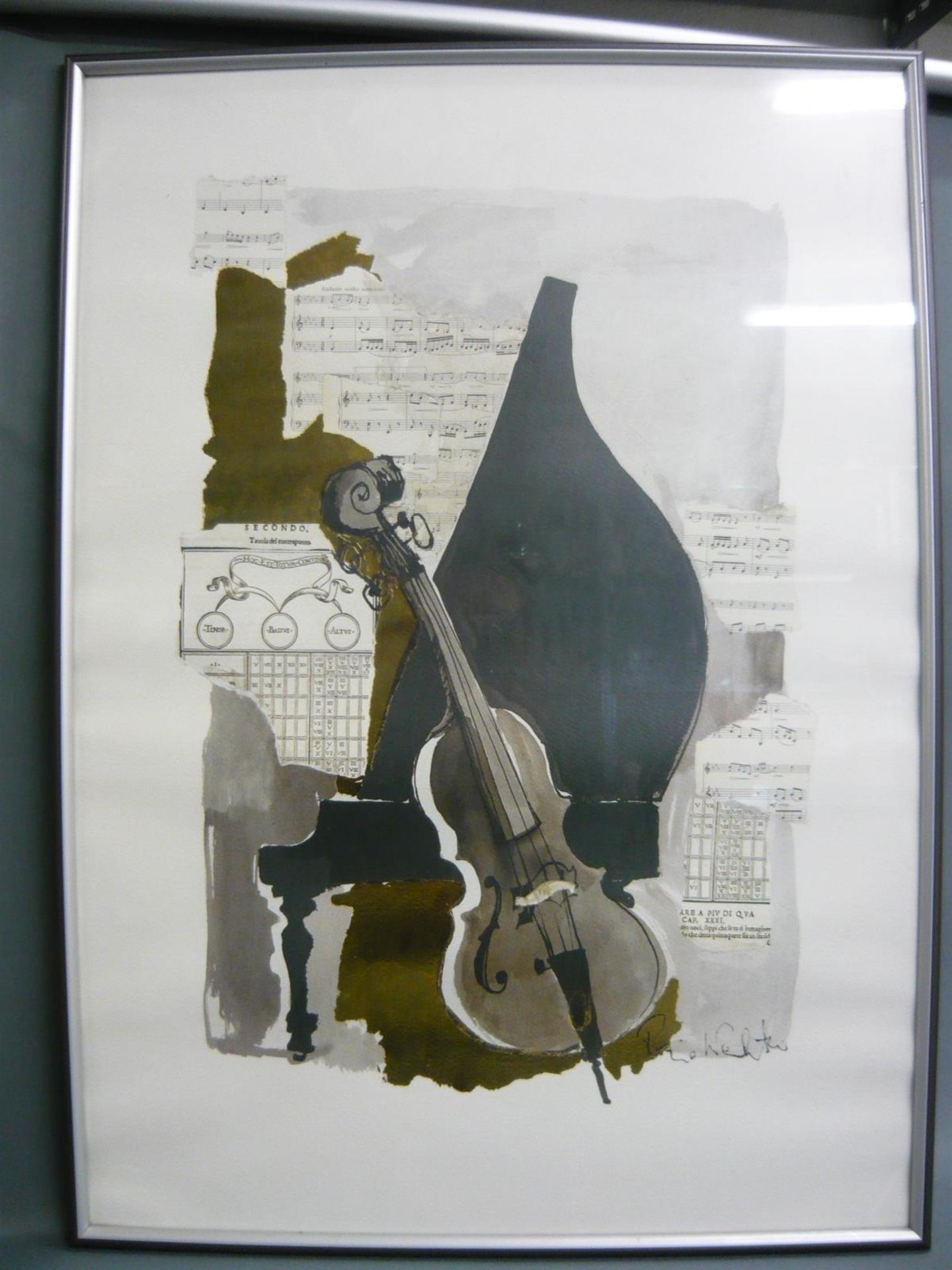 Nicht identifizierter moderner Künstler. Grafisches Blatt mit Geige oder Cello. Hinter Glas gerahmt.