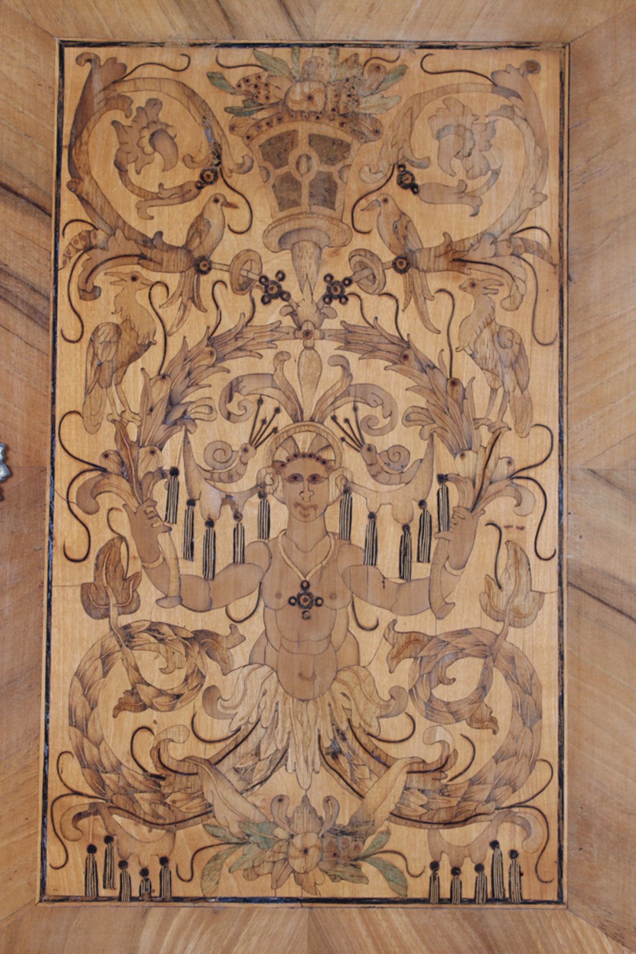 Stollenschrank. Süddeutsch, um 1700. - Bild 5 aus 5