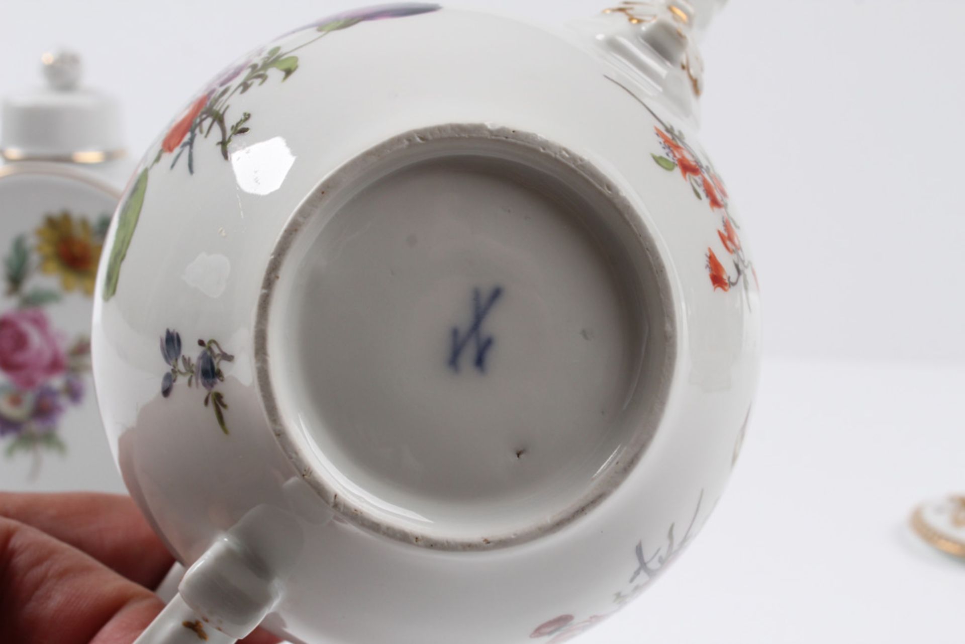 Konvolut. Meissen, 18. Jh. Teekanne, - Image 5 of 7