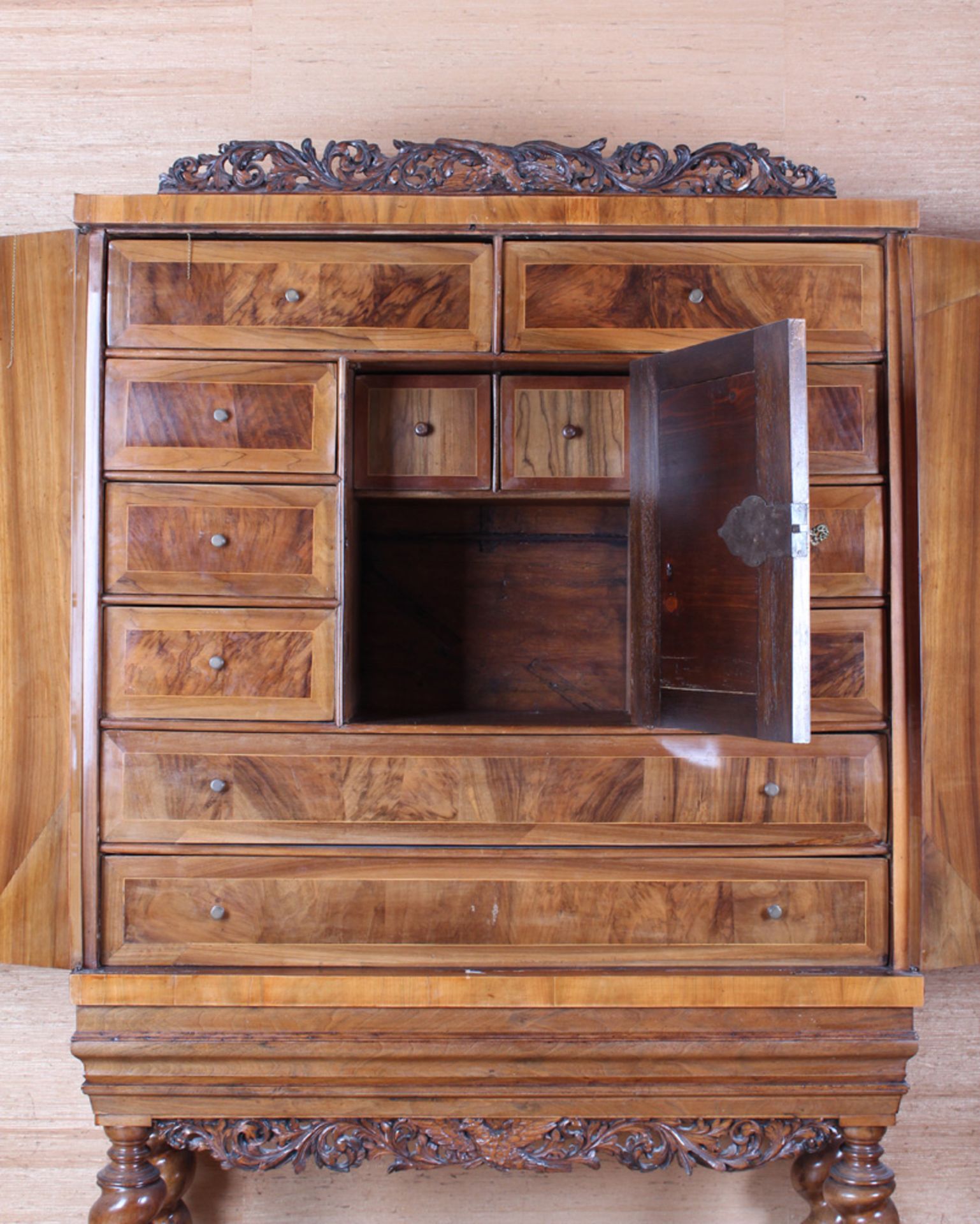 Stollenschrank. Süddeutsch, um 1700. - Image 3 of 5