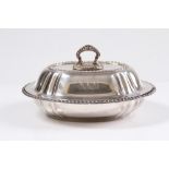 Deckelterrine. Sterling 925. Ovale