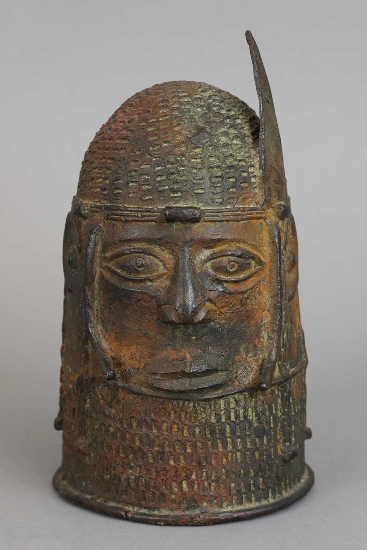Afrikanischer Bronzekopf eines Oba Königs, Benin