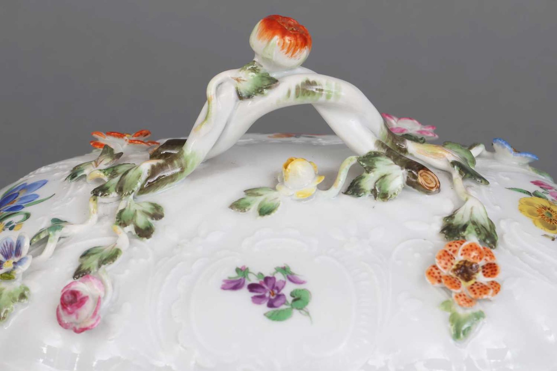 Kleine MEISSEN Deckelterrine - Image 4 of 4