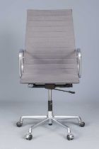VITRA EA 119 Alu Chair
