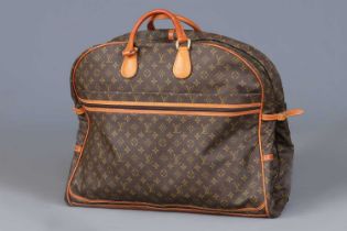 LOUIS VUITTON Kleidersack / Garment bag