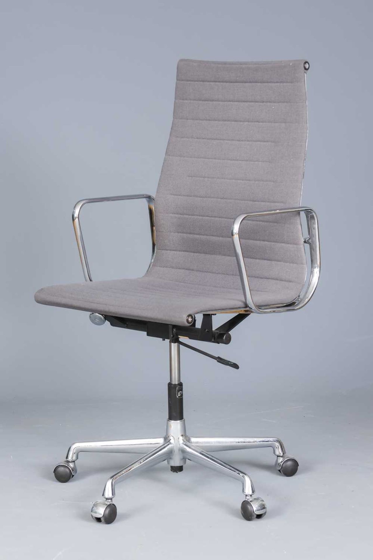 VITRA EA 119 Alu Chair - Image 2 of 4