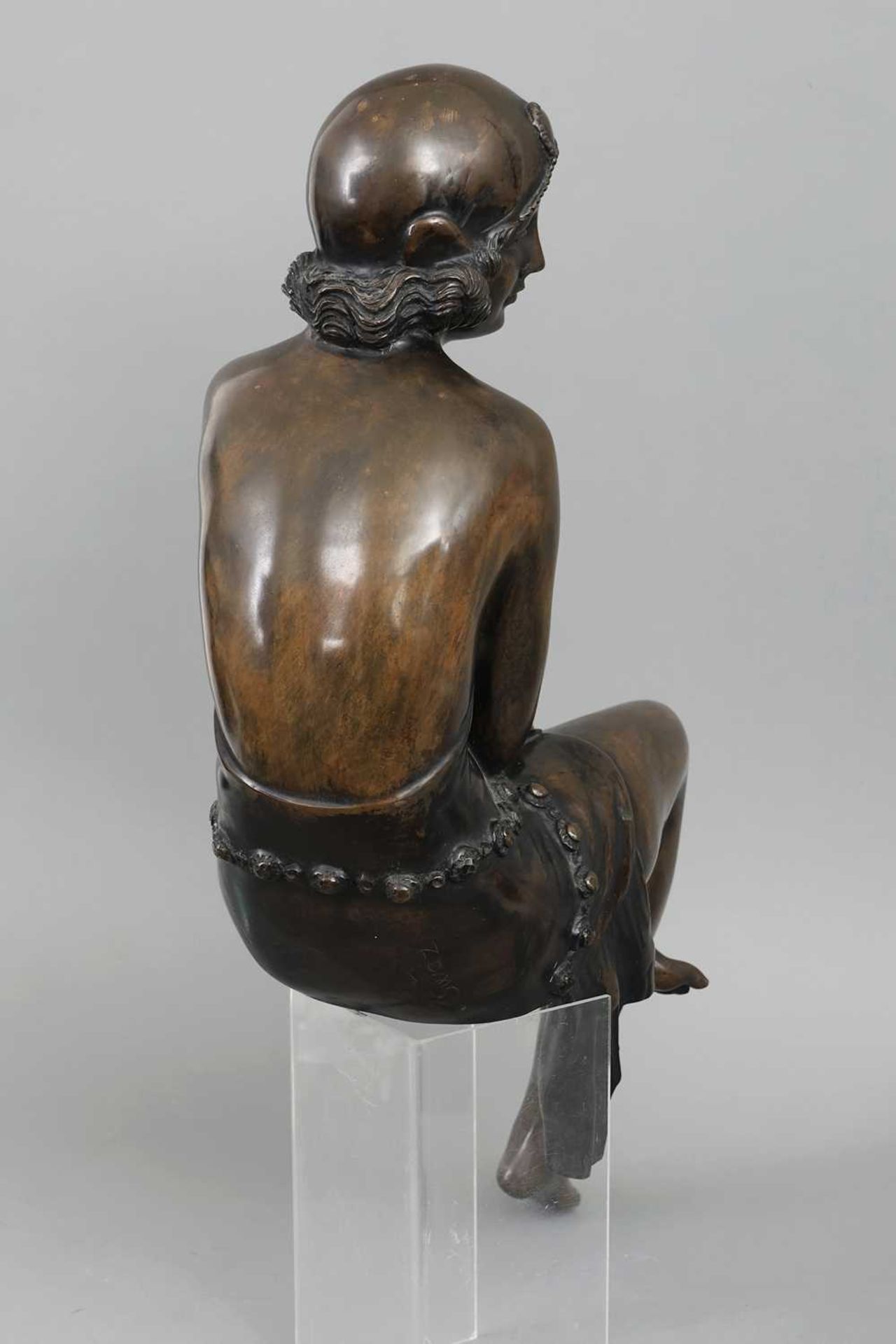 Bronzefigur im Stile des Art Nouveau "Sitzende Tänzerin mit Champagnerglas" - Bild 2 aus 4